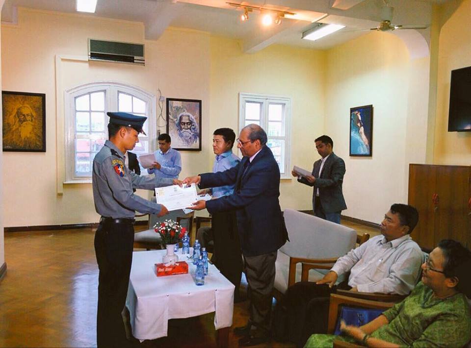Police Chief Maj Gen Zaw Win  Ambassador of India H.E Gautam Mukhopadhaya congratulated the Officers  presented them with Certificates